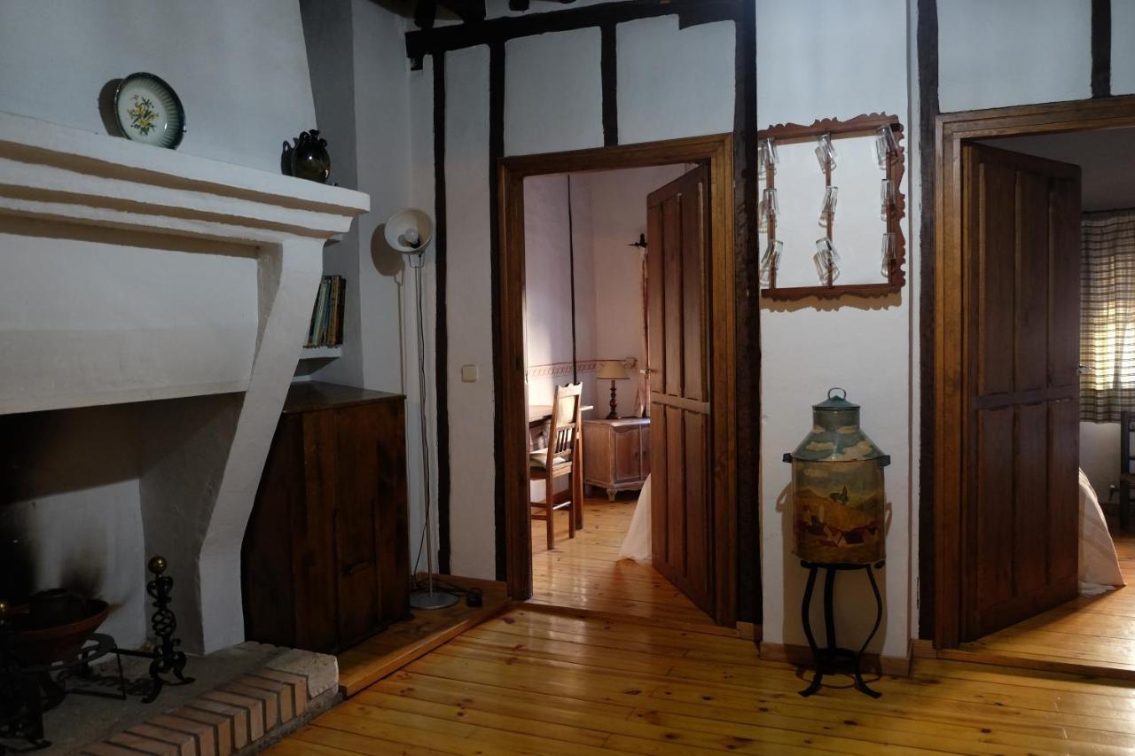 La Casa De Isabela Villa Arenas de San Pedro Exteriör bild